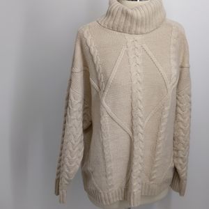 Reunited Clothing off-white cabled turtleneck-sz L